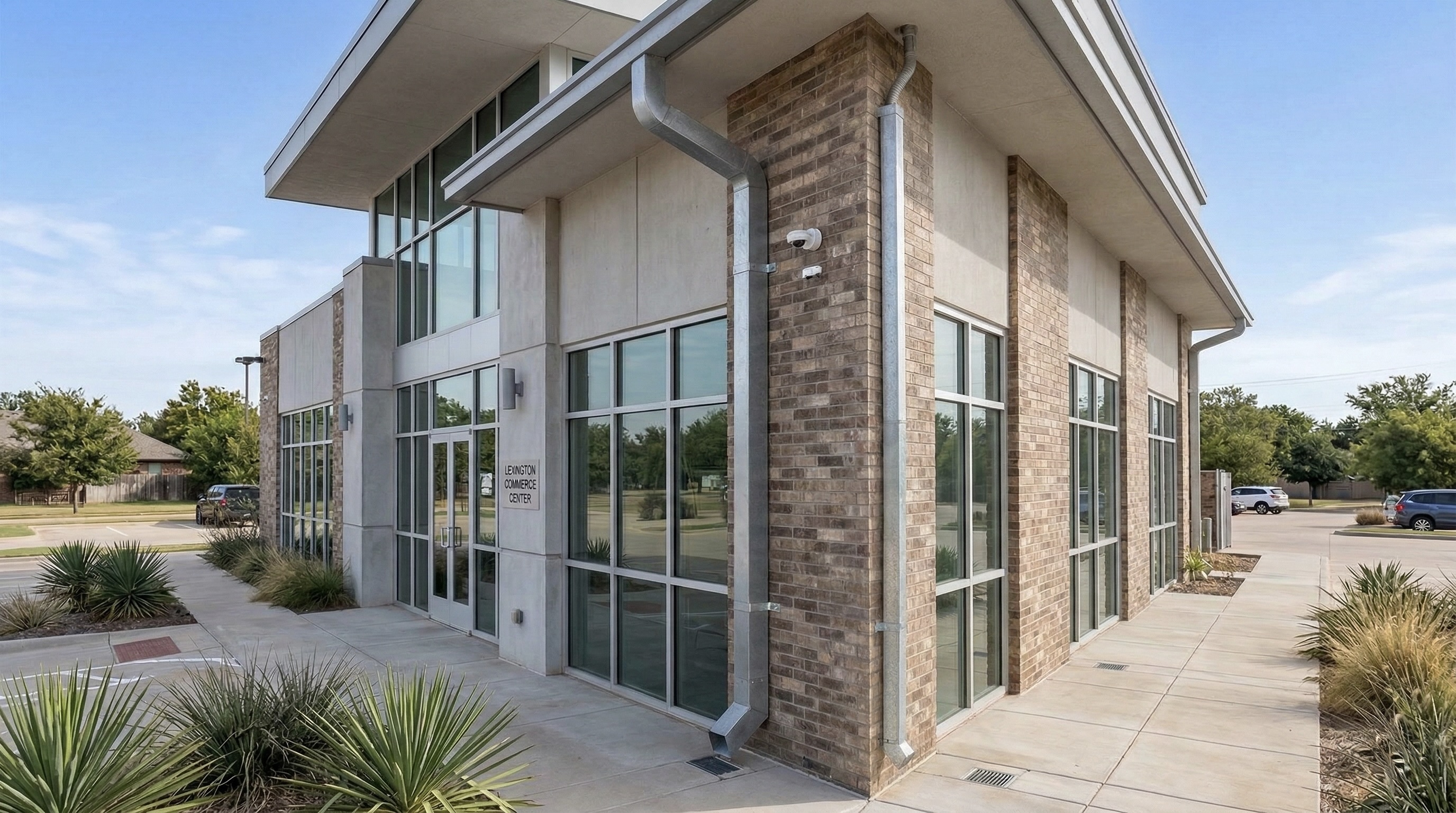 Fabricated galvanized steel downspout for commercial building drainage